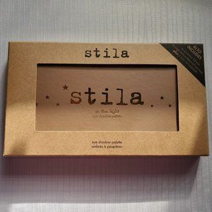 Stila In the light eyeshdaow palette + eyeliner